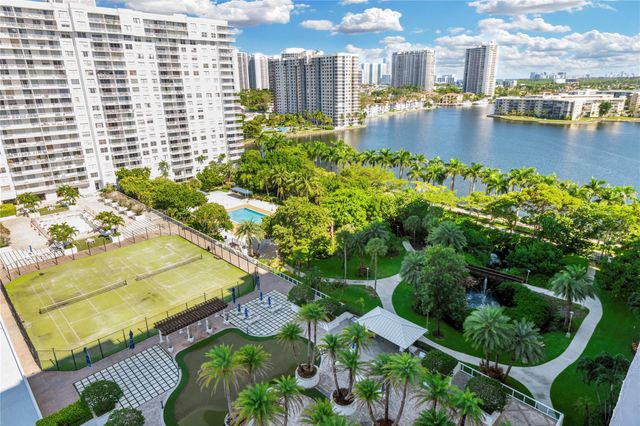 2801 NE 183rd St 1502W, Aventura, FL 33160