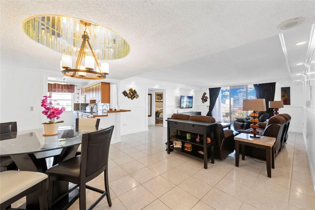 2801 NE 183rd St 1502W, Aventura, FL 33160