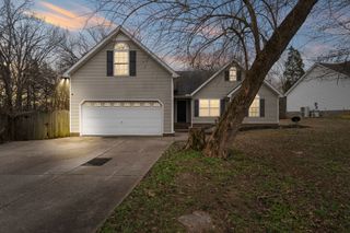 4221 Nandina Ct, Murfreesboro, TN 37129