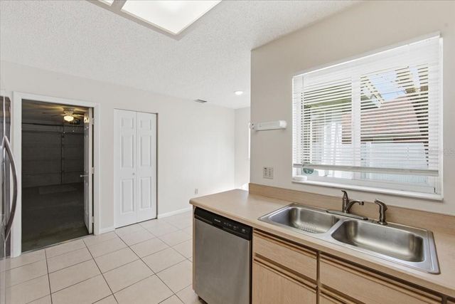 22 PINELYNN LANE, Palm Coast, FL 32164