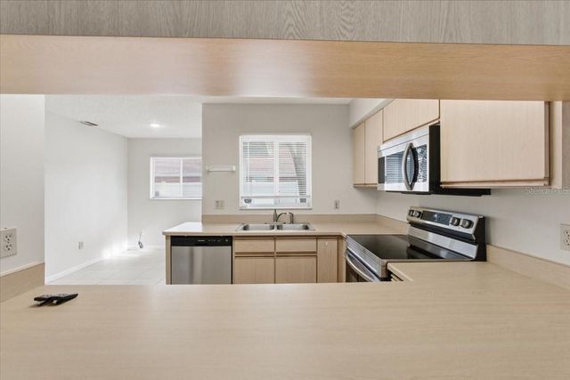 22 PINELYNN LANE, Palm Coast, FL 32164