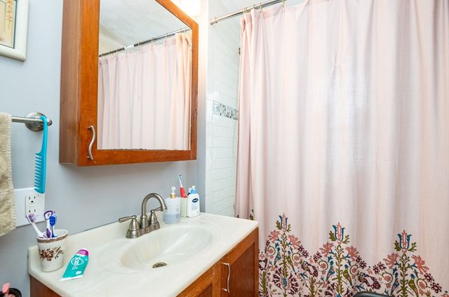 66 Almont St, Medford, MA 02155