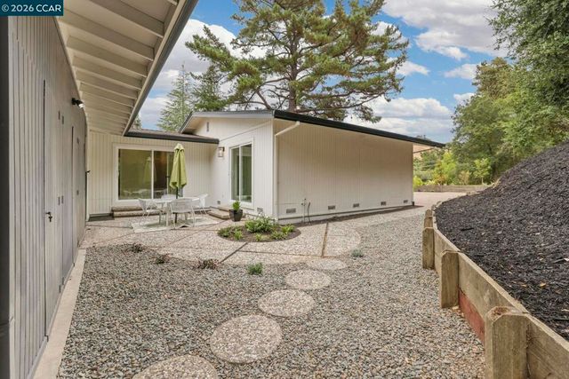 3233 Lucas Circle, Lafayette, CA 94549