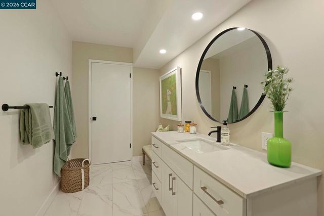 3233 Lucas Circle, Lafayette, CA 94549