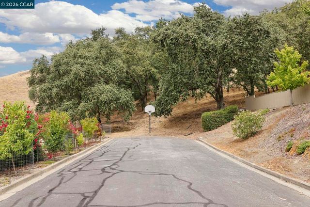 3233 Lucas Circle, Lafayette, CA 94549