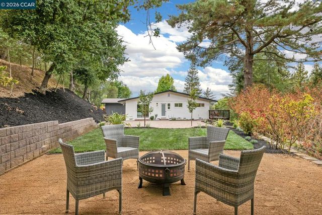 3233 Lucas Circle, Lafayette, CA 94549