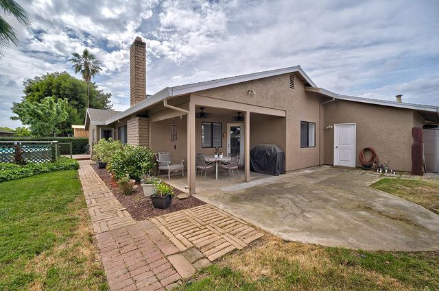 1695 Tamarack Dr, Yuba City, CA 95991