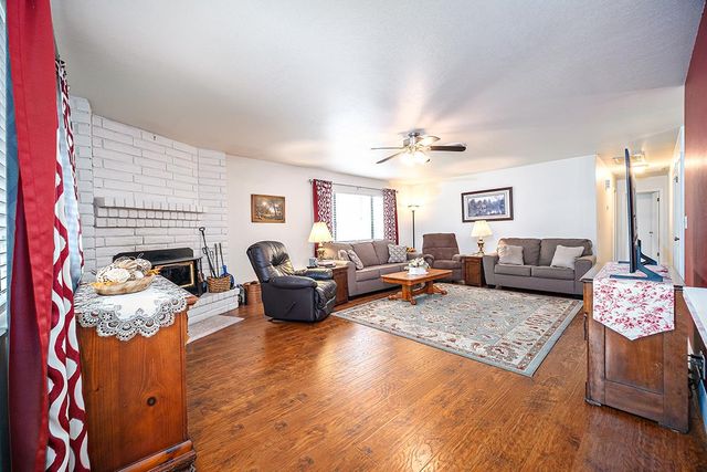 1695 Tamarack Dr, Yuba City, CA 95991