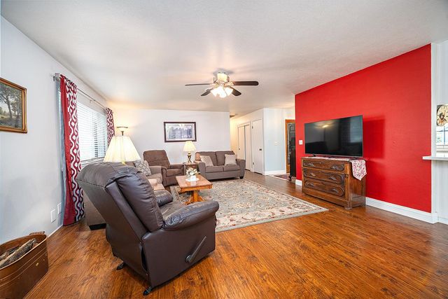 1695 Tamarack Dr, Yuba City, CA 95991