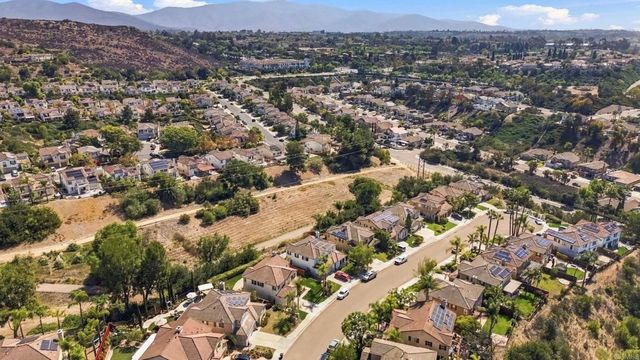 437 Corte Calypso, Chula Vista, CA 91914