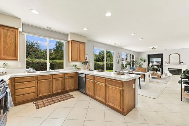 437 Corte Calypso, Chula Vista, CA 91914