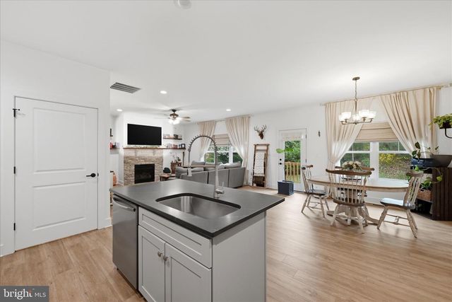 114 MASTERS DRIVE, Cross Junction, VA 22625