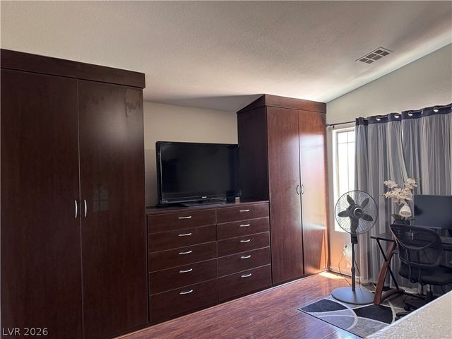 7582 Whiskey Moon, Las Vegas, NV 89139