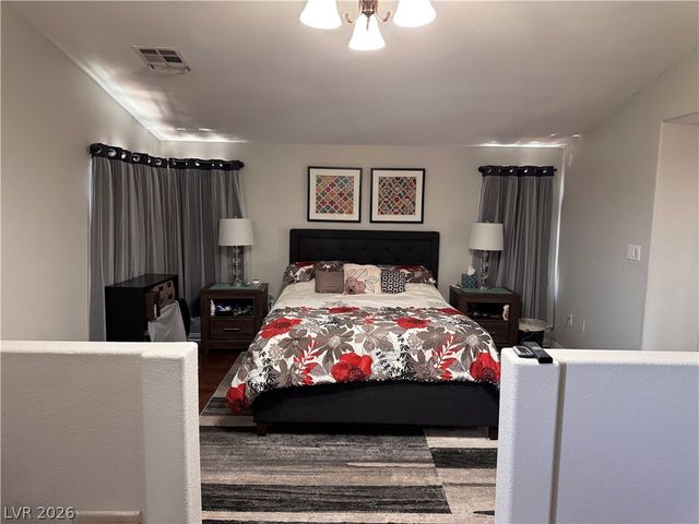 7582 Whiskey Moon, Las Vegas, NV 89139