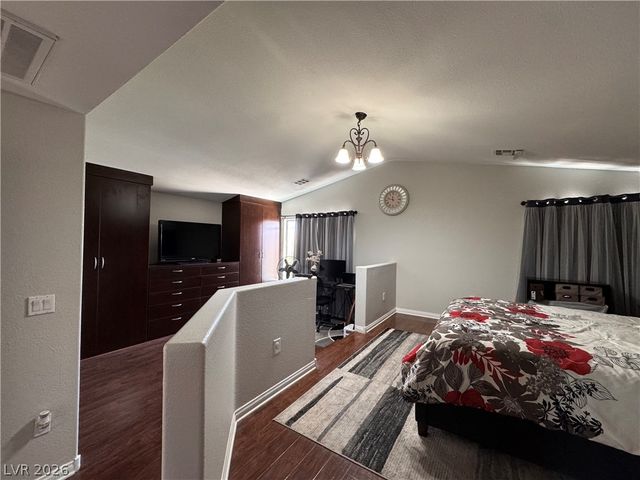 7582 Whiskey Moon, Las Vegas, NV 89139