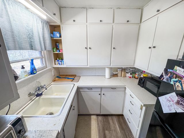 403 Daingerfield Street, Naples, TX 75568