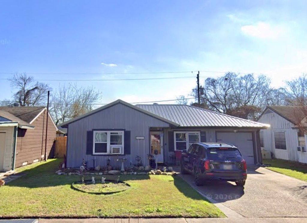 2308 Grape Lane, Pasadena, TX 77502