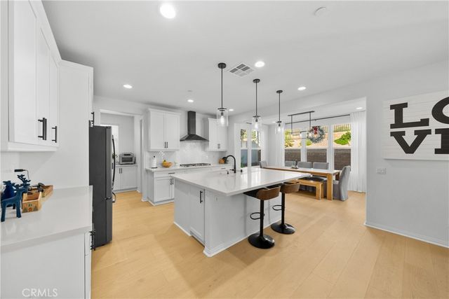 11298 Finders Court, Corona, CA 92883