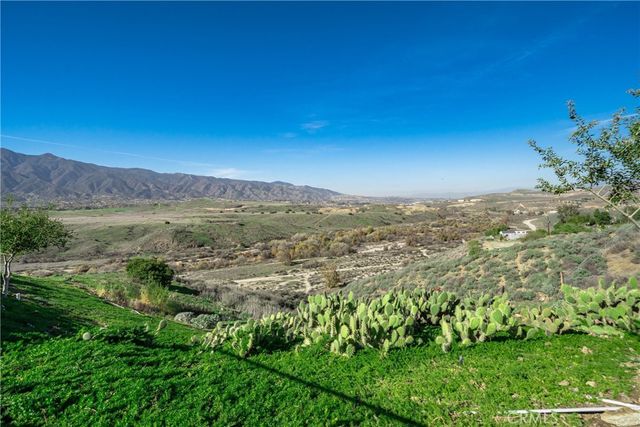 11298 Finders Court, Corona, CA 92883