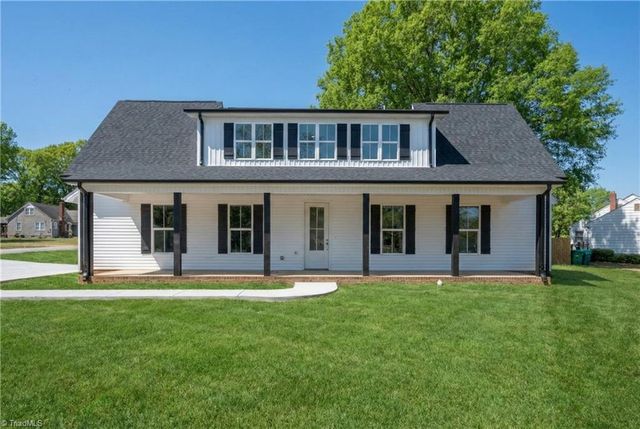 6124 Stadium Drive, Clemmons, NC 27012