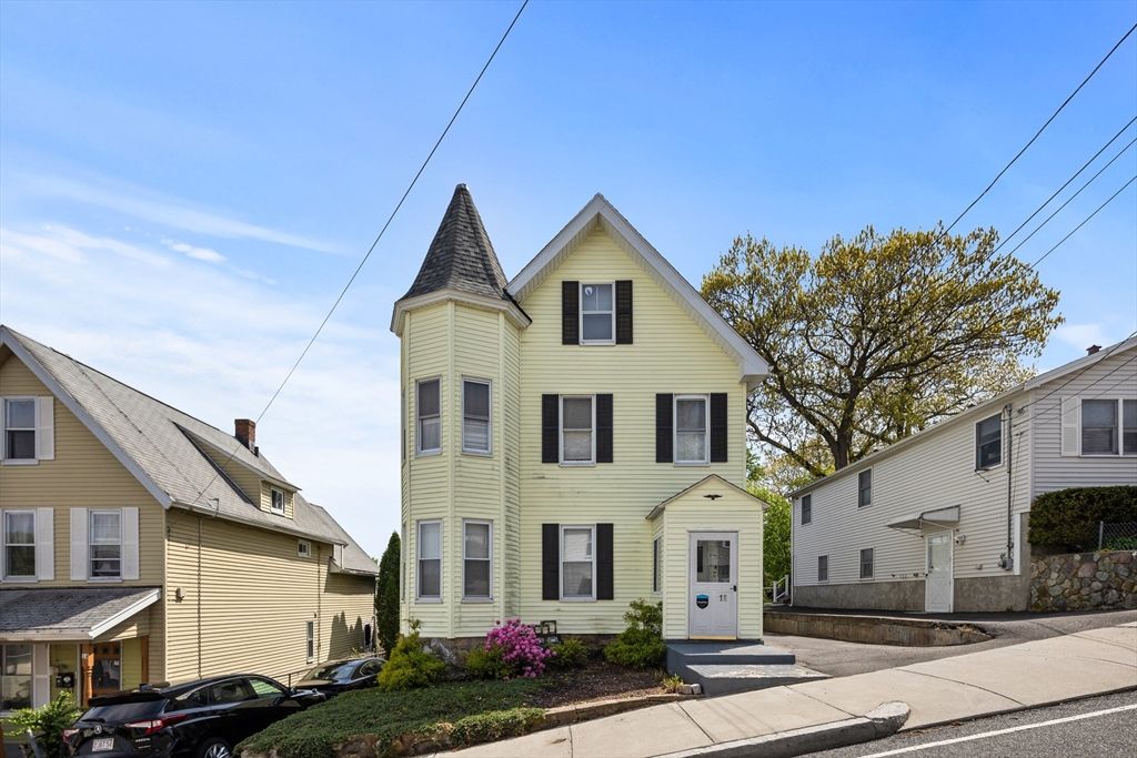 18 Horace St 2, Malden, MA 02148