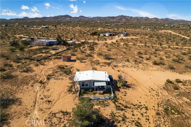 56617 Massachusets, Landers, CA 92285