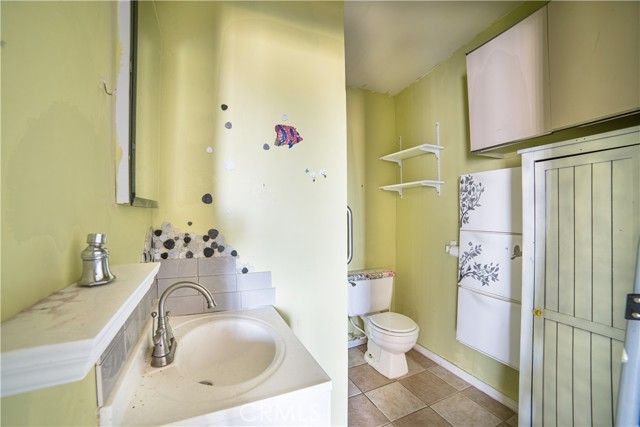 56617 Massachusets, Landers, CA 92285