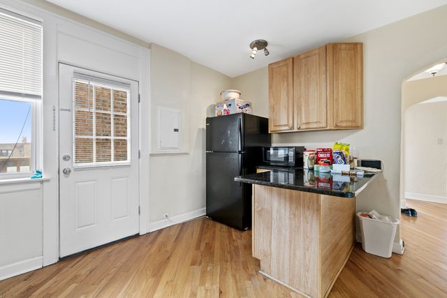 6457 N California Avenue 3, Chicago, IL 60645