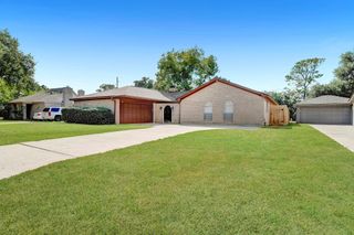 12119 Misty Moss Lane, Houston, TX 77070