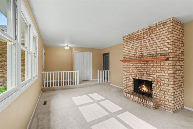 7611 Thrasher Ln, Kalamazoo, MI 49009