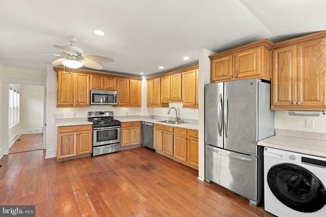 20 LAWRENCE AVE, Barrington, NJ 08007