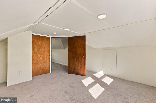 20 LAWRENCE AVE, Barrington, NJ 08007