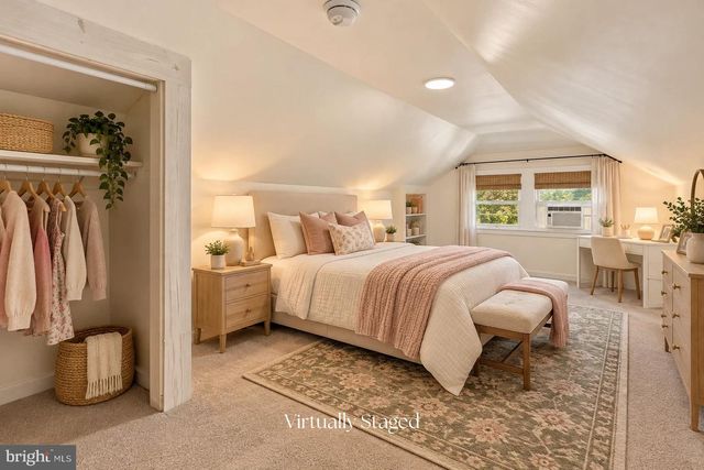 20 LAWRENCE AVE, Barrington, NJ 08007