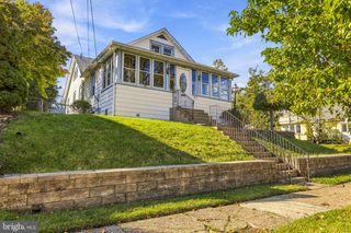 20 LAWRENCE AVE, Barrington, NJ 08007