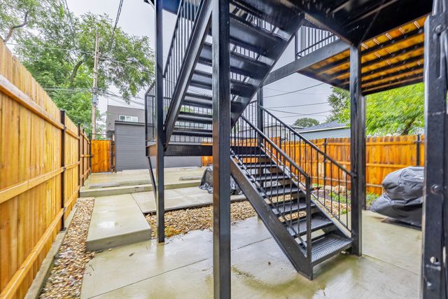4634 S Langley Avenue 2, Chicago, IL 60653