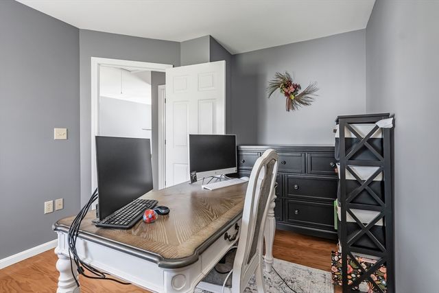 15 Beechwood Dr, Haverhill, MA 01832