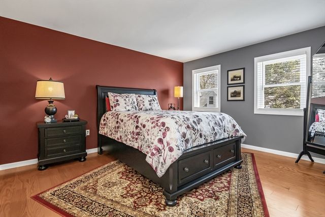 15 Beechwood Dr, Haverhill, MA 01832