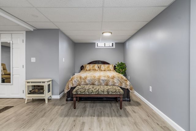 15 Beechwood Dr, Haverhill, MA 01832