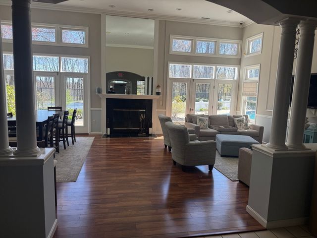 15 Beechwood Dr, Haverhill, MA 01832