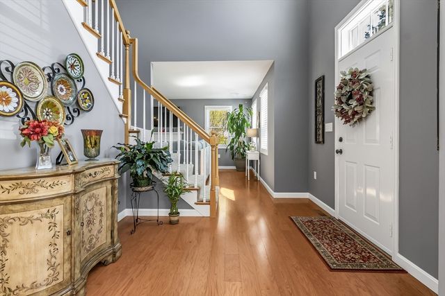 15 Beechwood Dr, Haverhill, MA 01832