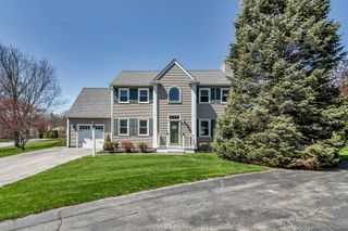 15 Beechwood Dr, Haverhill, MA 01832