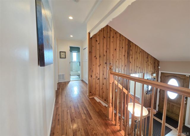 165 Edgewater Avenue, Bayport, NY 11705