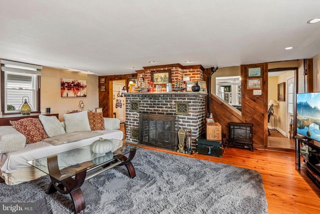 3 S BRIDGEPORT RD, Bridgeport, NJ 08014