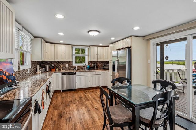 3 S BRIDGEPORT RD, Bridgeport, NJ 08014