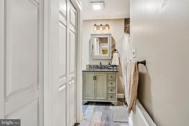 3 S BRIDGEPORT RD, Bridgeport, NJ 08014