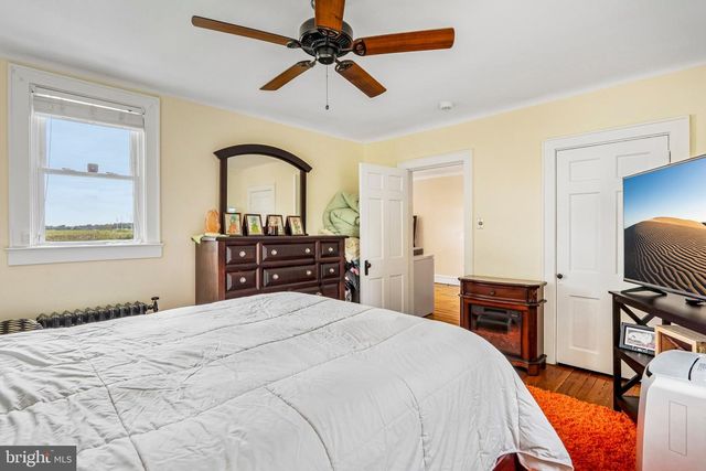 3 S BRIDGEPORT RD, Bridgeport, NJ 08014