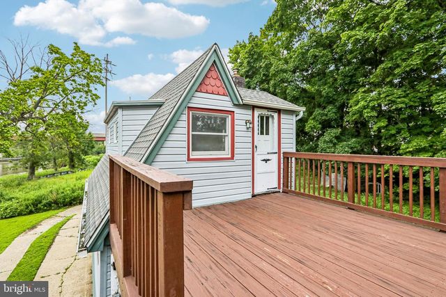 3 S BRIDGEPORT RD, Bridgeport, NJ 08014