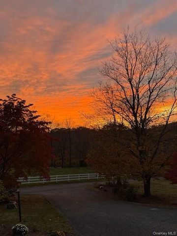 7 Dickson Lane, Bedford Corners, NY 10549