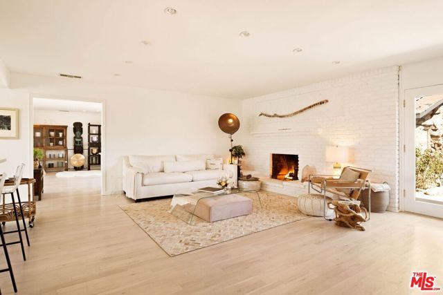 1114 Mercer Avenue, Ojai, CA 93023