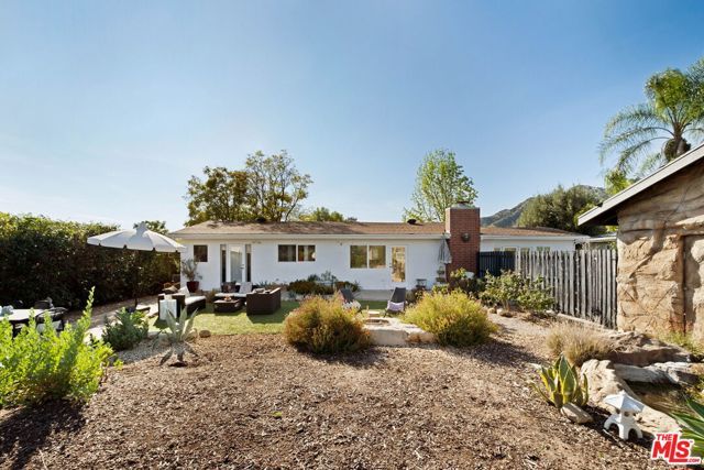 1114 Mercer Avenue, Ojai, CA 93023